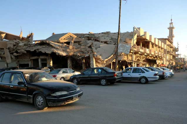 Bombsites like this one in Fallujah remain toxic and likely continue to cause illnesses. (Photo: Dahr Jamail / Al Jazeera)